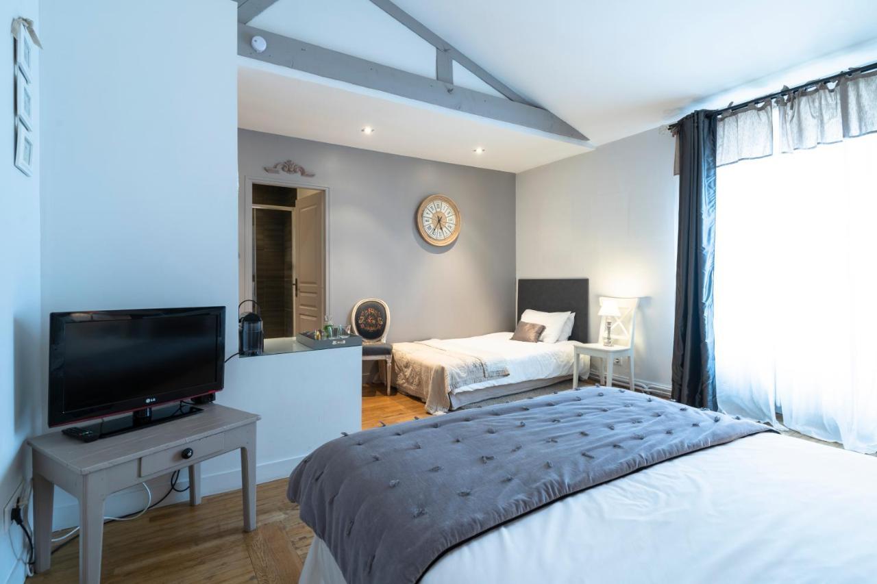 La Maison De Marc Πουατιέ Εξωτερικό φωτογραφία